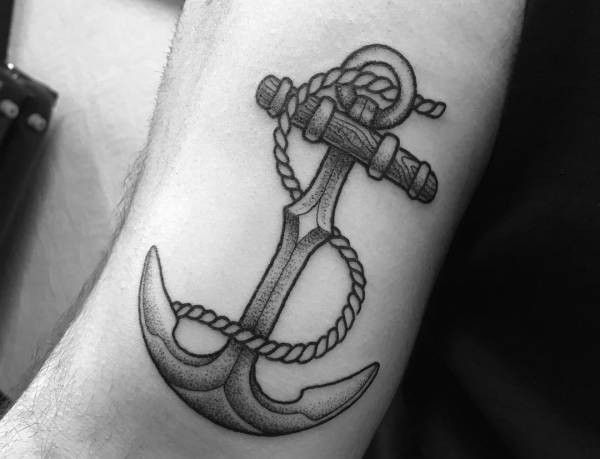 Anker tattoo: betekenis en 50 coole ideeën
