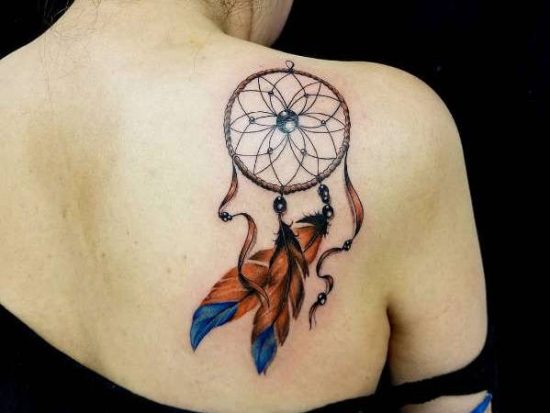 Spiksplinternieuw Dromenvanger (dreamcatcher) tattoo: betekenis en 50 tattoo ideeën NW-77